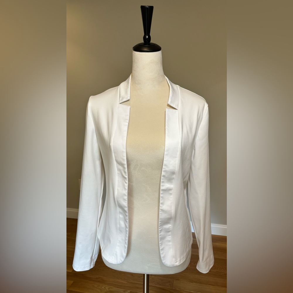 Lightweight blazer white